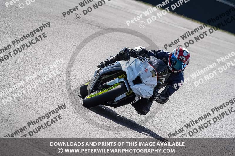 donington no limits trackday;donington park photographs;donington trackday photographs;no limits trackdays;peter wileman photography;trackday digital images;trackday photos